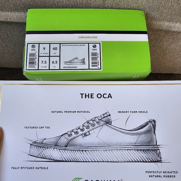 NIB NWT cariuma oca low rose canvas sneaker